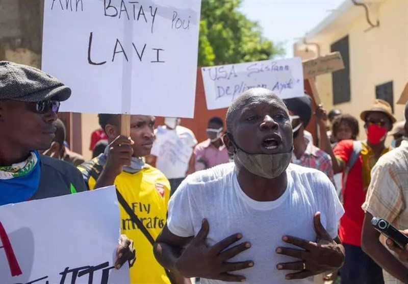 Haiti Police Clash with Demonstrators Protesting Worsening Crime Rate (+Video)