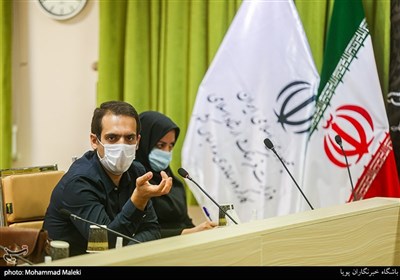 محمدرضا عزیزی دبیر هنری پنجمین رویداد و نمایشگاه مد و لباس عاشورایی