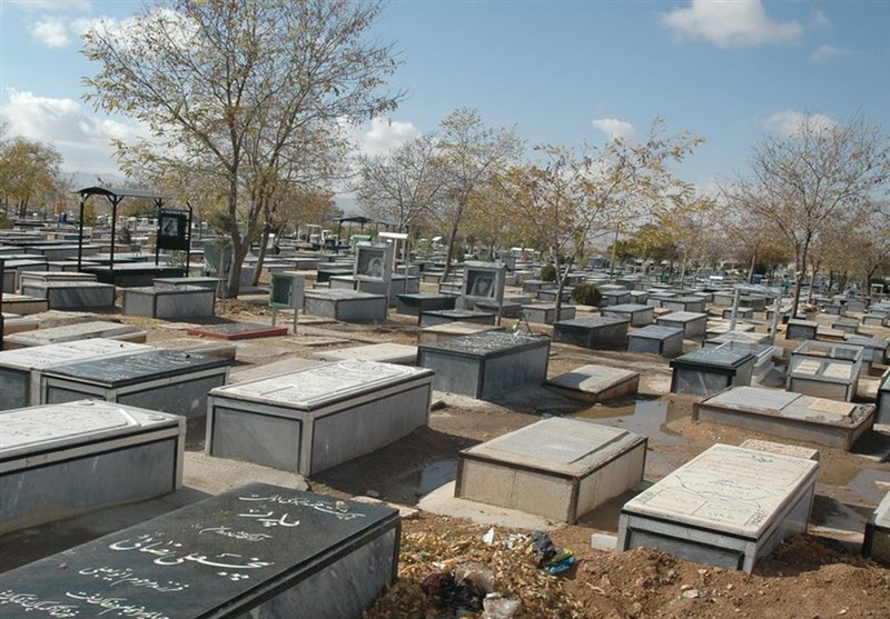 ضدعفونی روزانه آرامستان‌های شهرکرد / دفن متوفیان کرونایی با رعایت پروتکل‌های بهداشتی