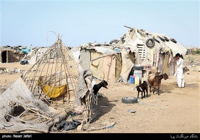 حاشیه نشینان مناطق میرآباد و عثمان آباد در حاشیه سفر پرویز فتاح به استان سیستان و بلوچستان