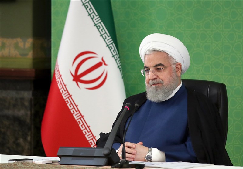 افتتاح طرح‌های ملی وزارت نفت به ارزش 1.5 میلیارد دلار توسط روحانی