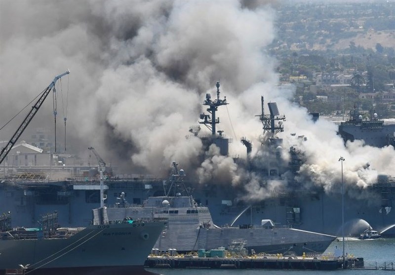 Fire, Blast on US Naval Ship in San Diego Port Leaves 21 Injured