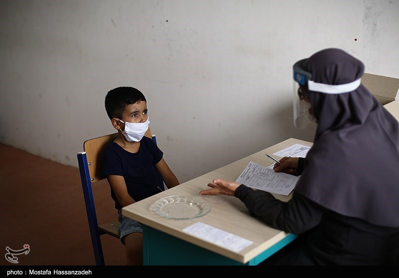 همدان|سنجش جسمانی و آمادگی تحصیلی نوآموزان بارعایت کامل پروتکل‌های بهداشتی در حال انجام است