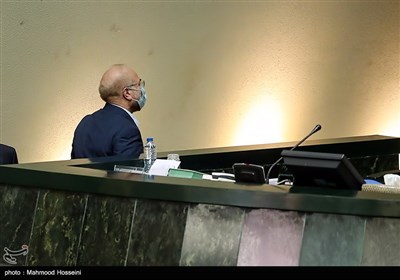 ورود محمدباقر قالیباف رئیس مجلس شورای اسلامی به جلسه علنی مجلس شورای اسلامی