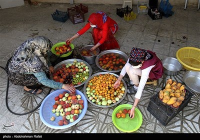 پخت لواشک خانگی در همدان