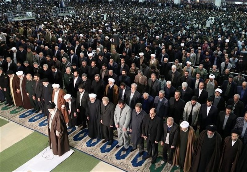 امام‌جمعه قشم: نماز جمعه کنگره وحدت‌بخش جامعه اسلامی است