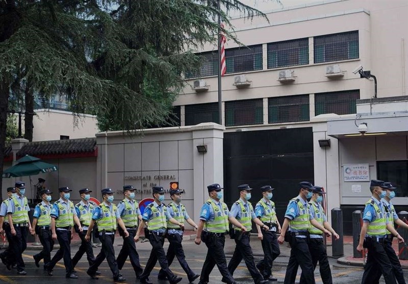 تدابیر شدید امنیتی در اطراف کنسولگری آمریکا در چنگدو