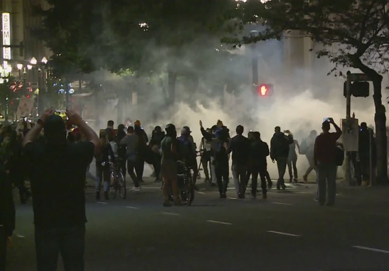 Portland Protesters Expand Weapons Arsenal (+Video)