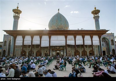 مراسم دعای عرفه در حرم حضرت احمد بن موسی شاهچراغ (ع) - شیراز