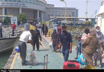 تعطیلی موقت بندر شهید حقانی روز برگزاری رژه ملی در بندرعباس