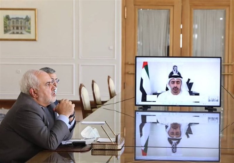 تاکید ظریف بر ادامه گفتگوی منطقه‌ای بر مبنای ایده ابتکار صلح هرمز