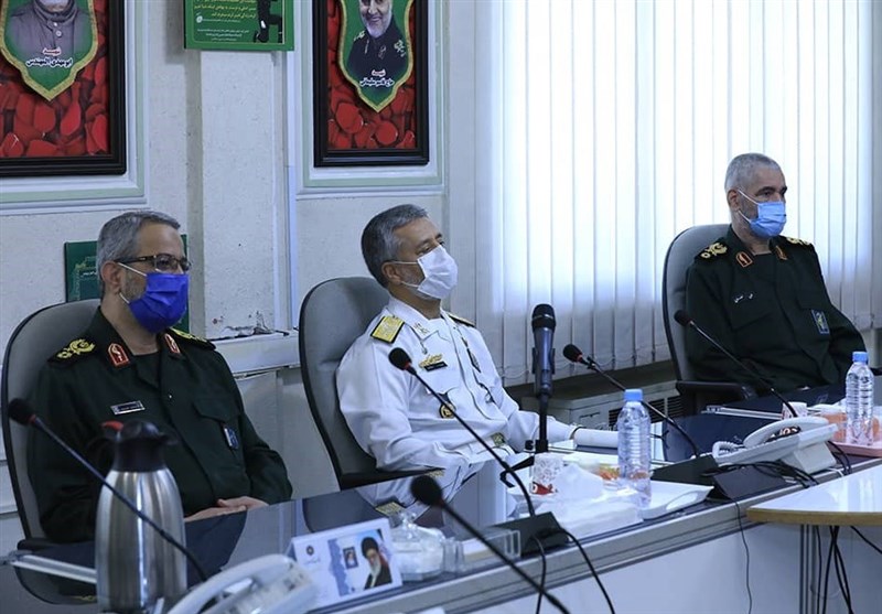Iranian Army, IRGC Reaffirm Invincible Unity