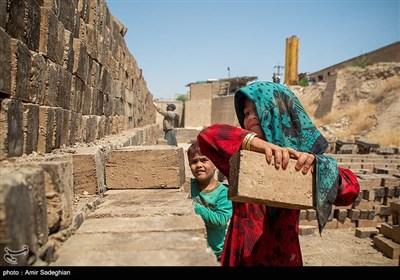 کوره های داغ آجرپزی در گرمای تابستان