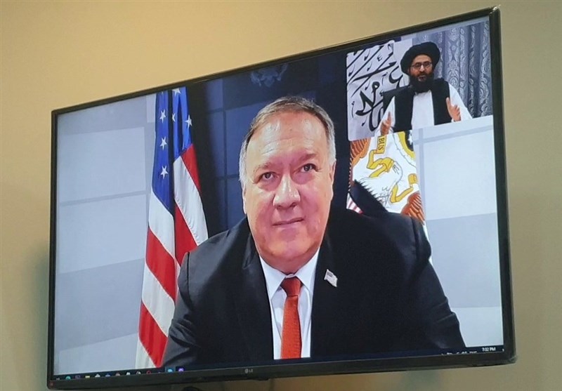 گفتگوی وزیر امور خارجه آمریکا و معاون سیاسی طالبان