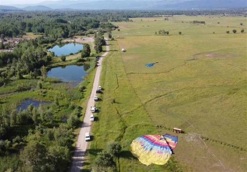 A Dozen People Hospitalized after Hot Air Balloon Crash in Wyoming