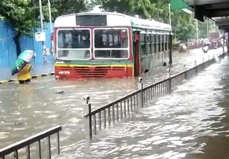 India Shuts Schools, Evacuates Thousands As Cyclone Michaung Nears