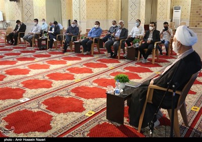 دیدار نماینده ولی فقیه در استان قزوین با جمعی از مدیران و خبرنگاران + تصاویر