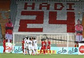 لیگ برتر فوتبال| شکست پرسپولیس مقابل ذوب‌آهن در نیمه نخست
