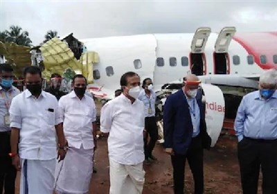  تعداد قربانیان حادثه خروج هواپیما از باند در هند به ۲۰ نفر رسید 