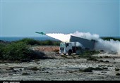 سپاه در خلیج فارس رزمایش برگزار کرد/ انهدام شناورهای هدف با موشک‌ کروز