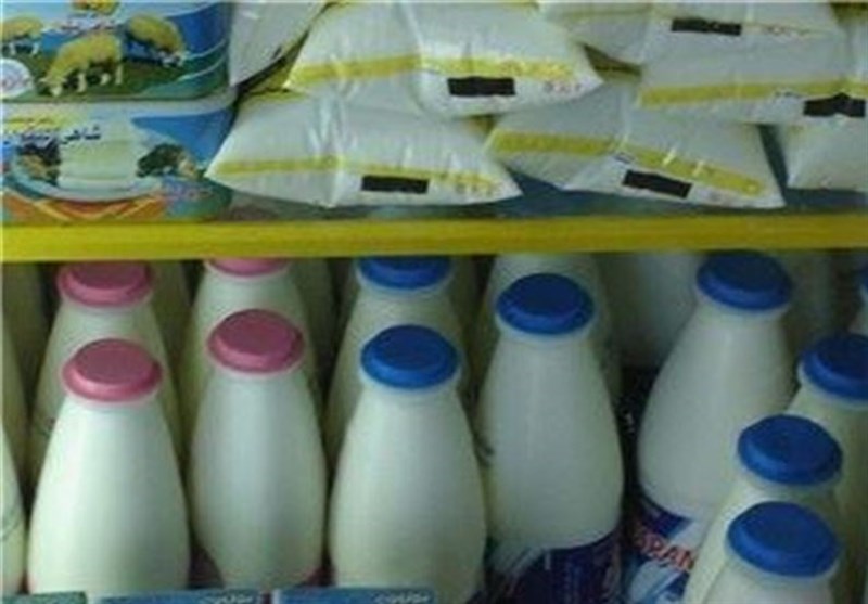 نرخ 6400 تومانی شیر خام مصوبه تنظیم بازار ندارد/ هشدار درباره افزایش 70 درصدی قیمت لبنیات