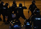 دومین شب اعتراضات گسترده در بلاروس/ کشته شدن یک نفر و ادامه بازداشت‌ها