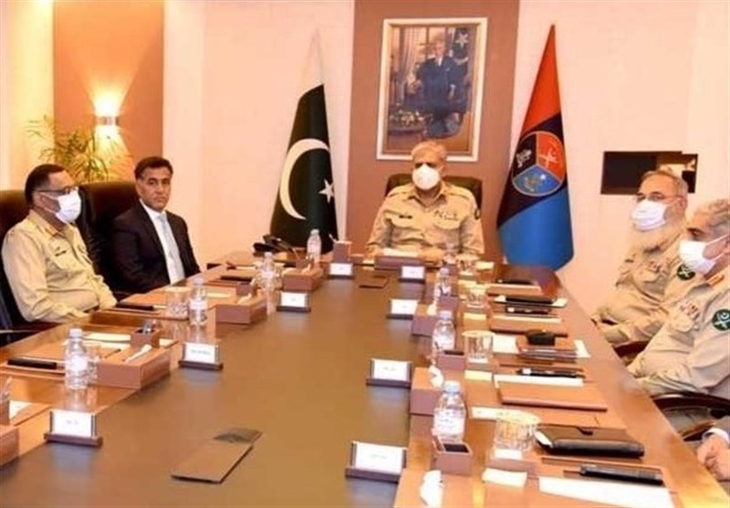 ملاقات سران اپوزیسیون با فرمانده ارتش پاکستان و تاکید بر دوری ارتش از سیاست