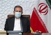 معاون اول رئیس جمهور: ‌کالاهای مانده در بنادر را تعیین تکلیف می‌کنیم / نیاز مبرمی به واردات کالاهای اساسی داریم