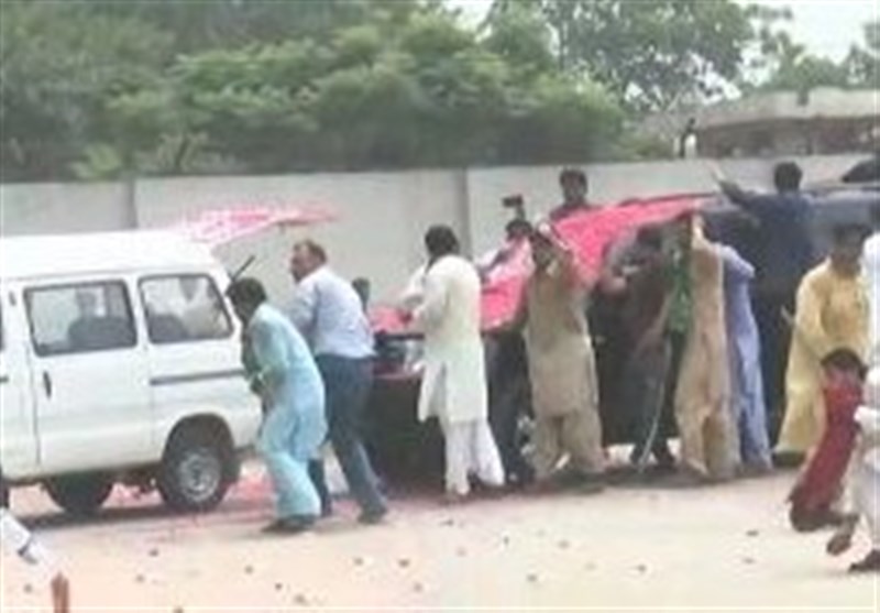 درگیری شدید پلیس ایالت پنجاب با طرفداران حزب نواز حین انتقال مریم نواز
