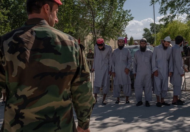 یک بام و دو هوای غربی‌ها درباره آزادی زندانیان طالبان