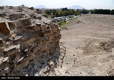 کشف دومین اسکلت بانوی اشکانی در اصفهان