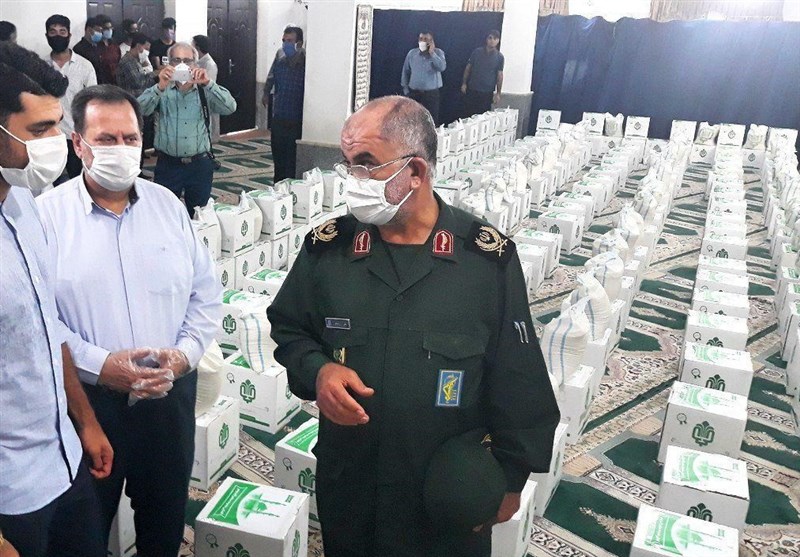 سپاه استان بوشهر 10 هزار بسته معیشتی میان نیازمندان توزیع کرد