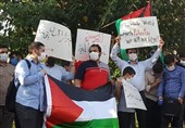 تجمع دانشجویان تهرانی مقابل سفارت امارات + عکس
