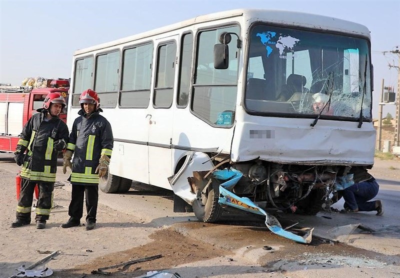تصادف خونین در جاده مشهد به فریمان / 11 نفر مصدوم شدند