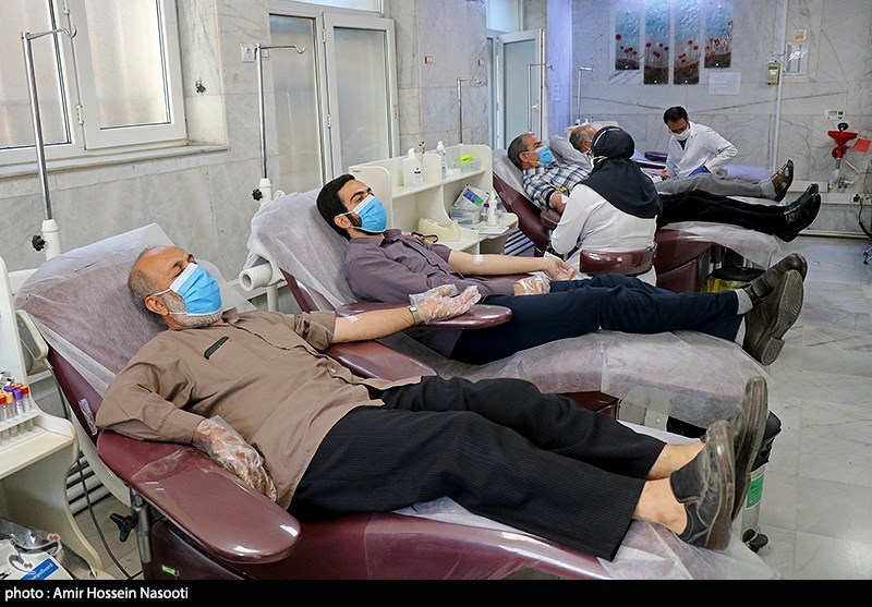 آزادگان ‌زنجان این بار با اهدای خون، ایثار و از خودگذشتگی خود را به رخ همگان کشیدند + تصاویر