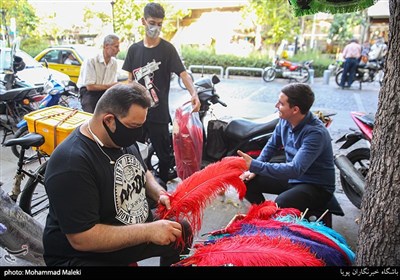 People in Iranian Capital Preparing for Mourning Season of Muharram