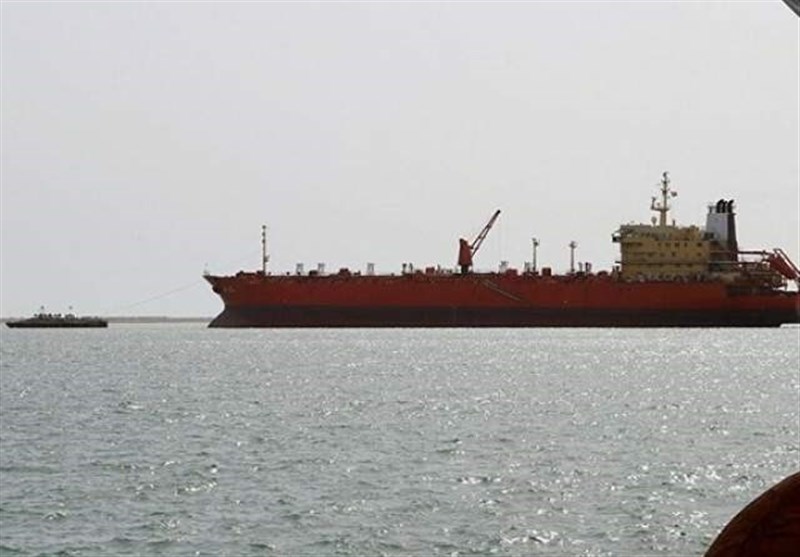 غارت بیش از 1 میلیارد دلار نفت یمن توسط ائتلاف متجاوز در دوره آتش‌بس