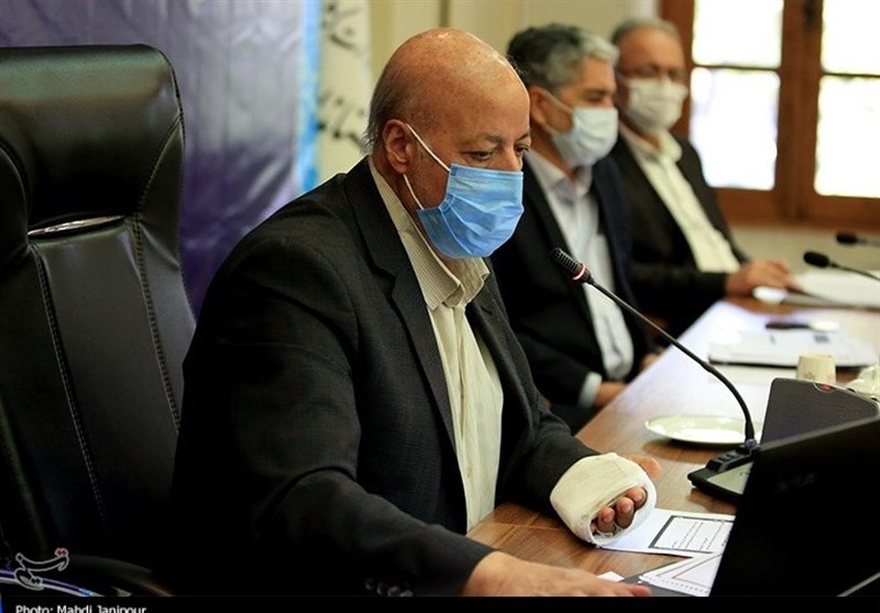 نشست خبری استاندار اصفهان؛ از مطالبات کادر پزشکی تا واجدین شرایط مسکن ملی به روایت تصاویر
