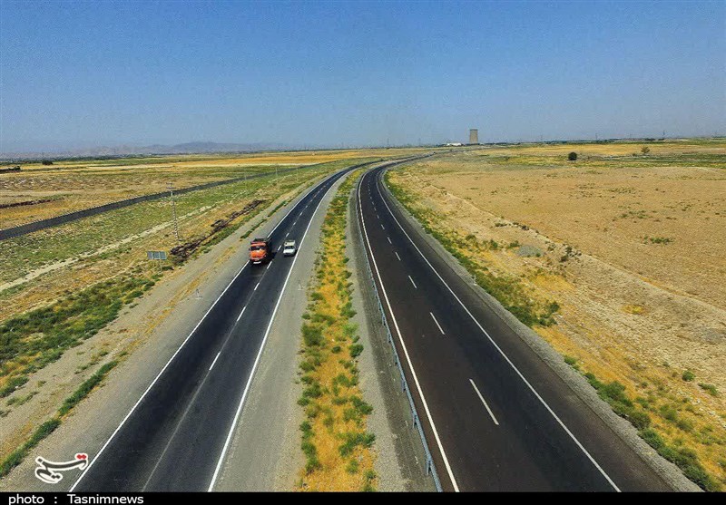 اردبیل|تکمیل بزرگراه‌های استان اردبیل نیازمند 5 هزار میلیارد تومان اعتبار است؛ ارائه زمین رایگان در طرح ملی مسکن