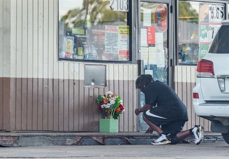 Police Officers Kill Black Man Outside Store In Louisiana Video World News Tasnim News Agency