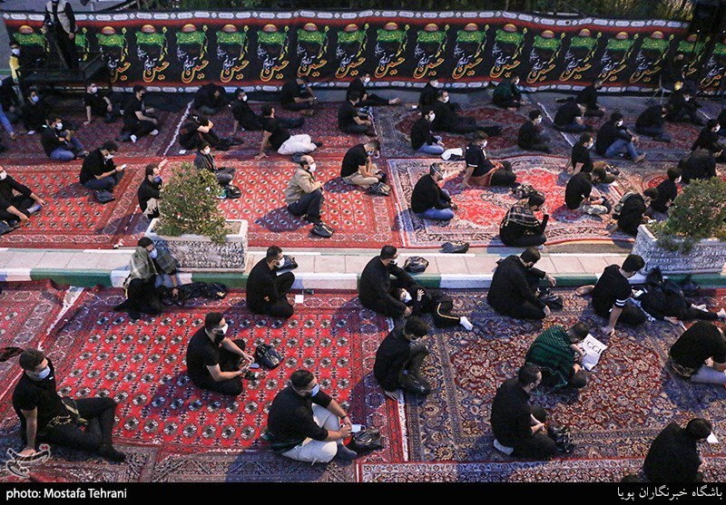 برگزاری مراسم عزاداری در مصلی امام خمینی(ه) ایلام به روایت تصویر