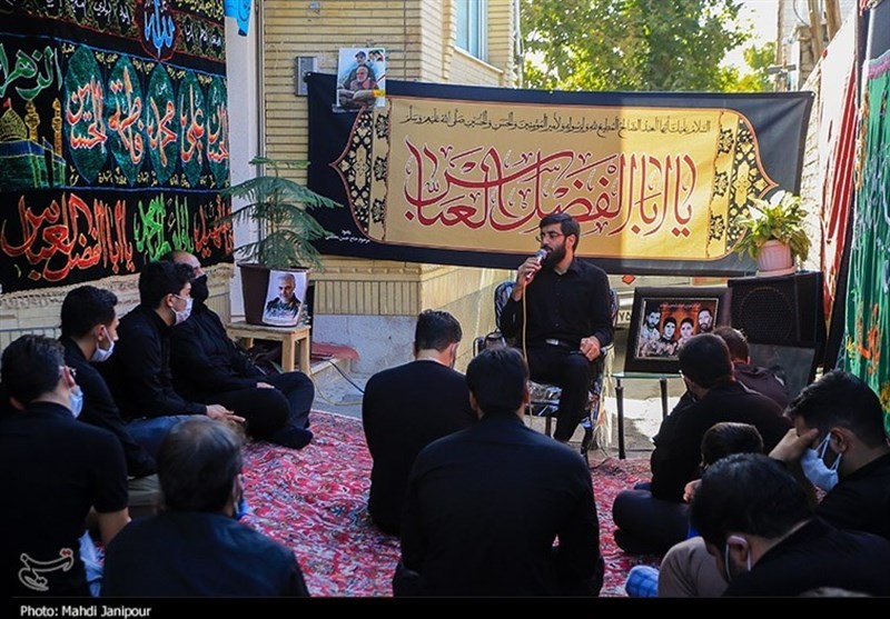 درِ خانه شهدای اصفهان به روی عزاداران سالار شهیدان باز شد/ هیئتی به وسعت یک شهر+ تصاویر