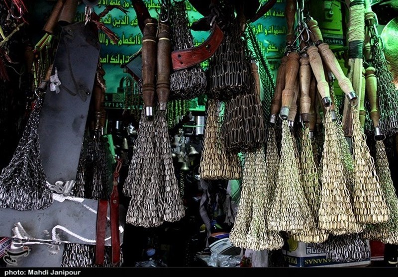 اصفهان| بازار پرشور خرید و فروش وسایل عزاداری محرم به روایت تصویر