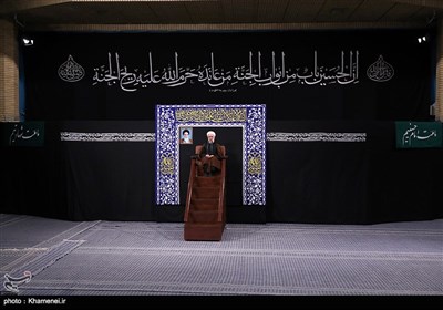 اولین شب مراسم عزاداری حضرت اباعبدالله الحسین (علیه‌السلام) در حسینیه امام خمینی(ره)