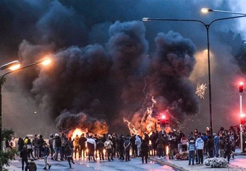 Police Lose Control As Quran Burning Sparks Clashes in Sweden (+Video)