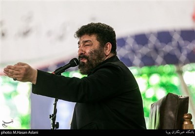مداحی حاج سعیدحدادیان در مراسم تاسوعای حسینی(ع) در مصلای دانشگاه تهران