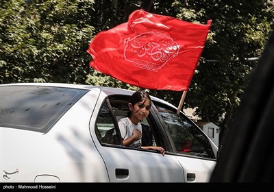 راهپیمایی خودرویی دسته عزاداران تاسوعای حسینی