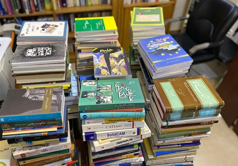 کتابخانه ملی 621 کتاب به فرهنگسرای اندیشه اهدا کرد/ «شکار مرغابی‌ها» منتشر شد