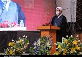 امام جمعه کرمان: عملگرایی مکتب شهید سلیمانی دستاوردهای زیادی برای نسل‌های آینده ما دارد