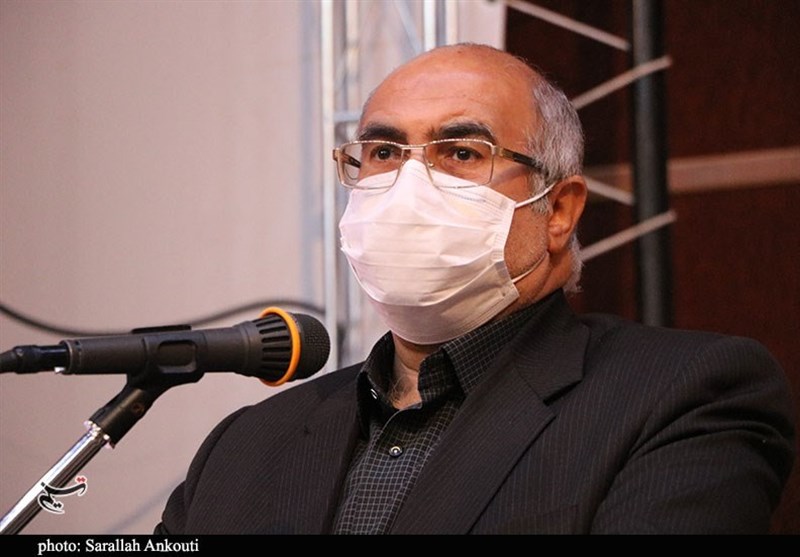 استاندار کرمان: خدمت‌رسانی به مردم به هیچ بهانه‌ای نباید متوقف شود